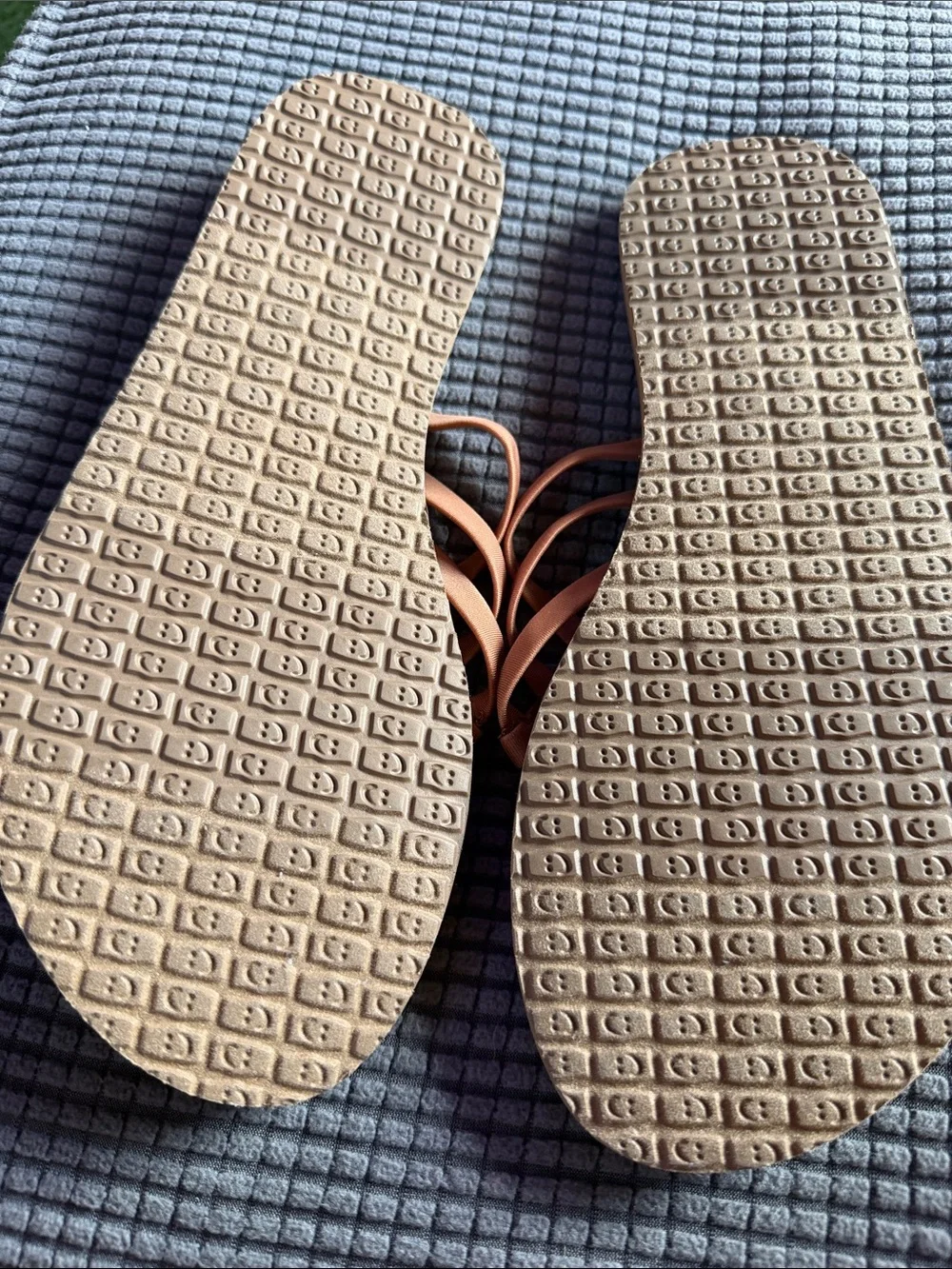 Sanuk Peach Multi-Strap Slide Sandals